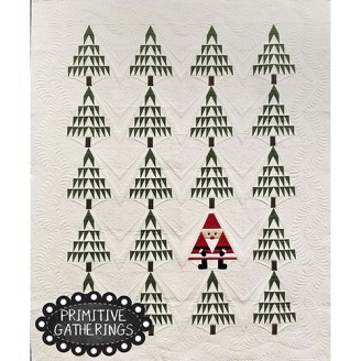 Santa in the Pines Quilt Modern-500x500